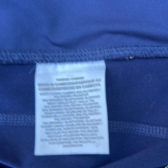 Nike NWOT Epic cropped running leggings with mesh mid rise firm support size M - Picture 8 of 14